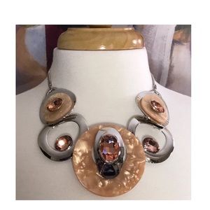 ✅🌹Fashion Jewelry Necklace Set.